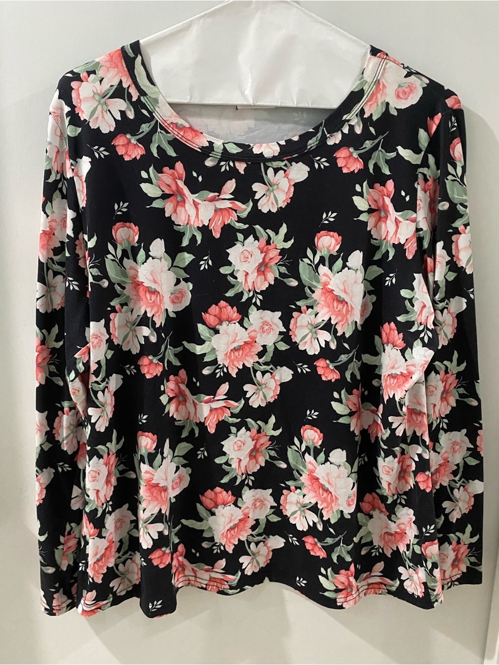 Ekouaer Women's Black Floral Long-Sleeve Top, size XXL